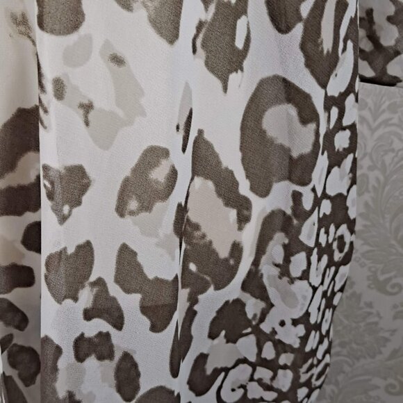Chico's One Size Cream and Brown Animal Print Open Front Kimono/Duster Sheer - Picture 3 of 11